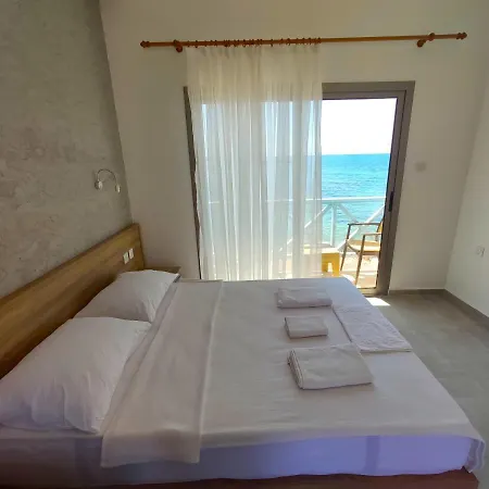 Oasis At Ayfilon ゲストハウス